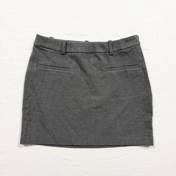 H&M Divided Gray Woven Mini Skirt, Size 2 - Picture 1 of 5